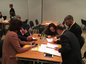 以青春之橋 筑合作之基——記中國留俄學(xué)生志愿服務(wù)第九屆中俄中小企業(yè)合作圓桌會(huì)議